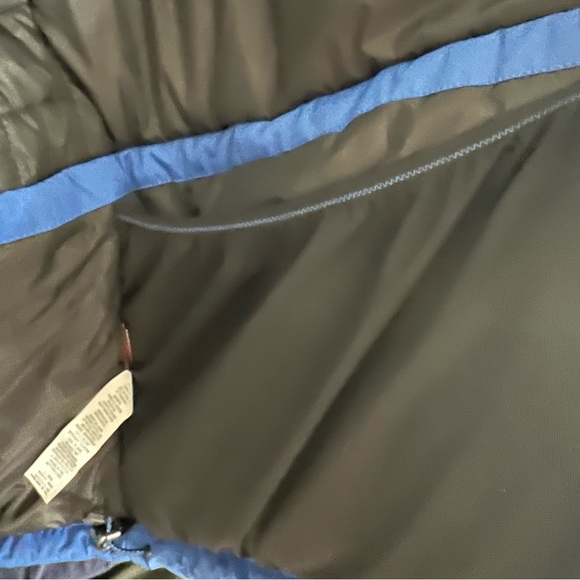 LL BEAN Men's Waterproof “Rugged Ridge Parka”. Color: Navy/blue Size: XXL - Picture 6 of 16